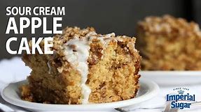 How to Make Sour Cream Apple Cake