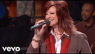 Charlotte Ritchie, Jeff & Sheri Easter - In Everything Give Thanks (Live)