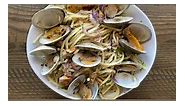 Shell-ebrating Quahog Week with some of our favorite clam-tastic classics! #clams #quahog #quahogweek #georgesofgalilee | George's of Galilee
