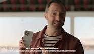 Verizon Commercial 2024 Tony Hale iPhone 15 Pro Ad Review