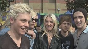 R5 interview: The band talk selfies at the Nickelodeon Kids' Choice Awards