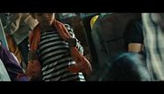 SLUMDOG MILLIONAIRE Film Clip - The Boys On A Train