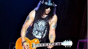 Slash’s 10 greatest guitar solos of all time - Far Out Magazine