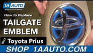 How to Remove Liftgate Emblem 10-15 Toyota Prius