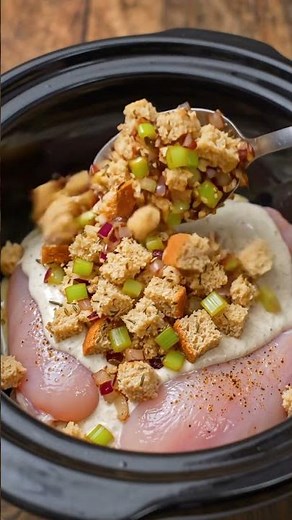 Slow Cooker Chicken Stuffing Bake