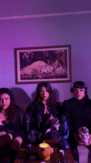 New Episode Out Now! 🔮#bitchuppodcast #spookyseason #itgirl #fyp #foryoupage #podcastspotify #applepodcasts #brujas #brujasdetiktok