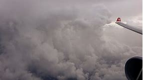 Swiss Airbus A330-300 - Massive thunderstorms upon landing in Miami