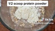 Oatmeal can be an easy meal prep meal after bariatric surgery but it can lack protein which is why it’s helpful to boost the protein. Either add the protein powder BEFORE you heat it up or when the temperature cools down to less than 140 F. Tomorrow the “21 days to Better Meal Prepping” is starting inside the Bariatric Meal Prep Academy and you can still join. Link to join is in my profile. #bariatric #bariatricsurgery #bariatricrecipes #bariatricdietitian #vsg #wls #wlscommunity #BariatricEatin