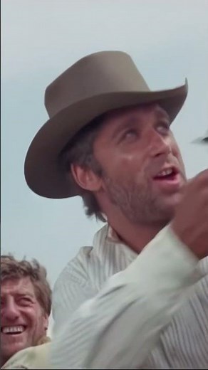 Amazing Shooting Skills - funny Scene from "A Minute to Pray, A Second to Die" western movie