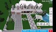 Hi stars ⭐️ I had to do this cuz I just couldn’t finish my house, if you have any ideas of a different house please comment💕 Baiiii