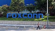 Foxconn dice que está restaurando la producción en la fábrica de iPhone más grande del mundo en China