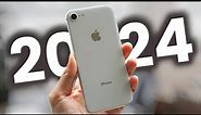 iPhone 7 en 2024! ¿Vale la pena AÚN?🤔