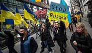 Canadians hold solidarity rallies for Ukraine