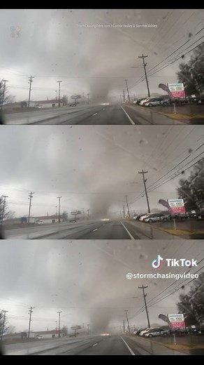 Insane Up Close Tornado in Clarksville, TN
