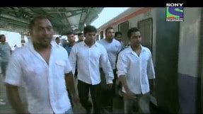 Crime Patrol - Episode 27 - Local Train Fight