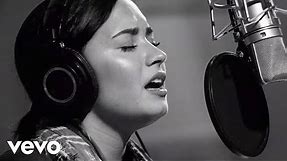 Demi Lovato - Stone Cold (Live In Studio)