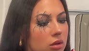 Spider eye makeup for Halloween!🕷#halloween #halloweenmakeup #spidereyes🕷👄🕷 #fall #VozDosCriadores #screammovie #makeup #makeuptutorial