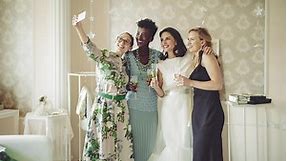 What Colors to Wear to a Wedding (& the Ones to Avoid at All Costs) | LoveToKnow