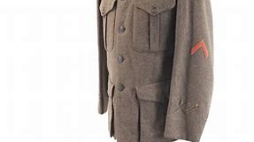 This Military Monday Joel has a really cool WWI Marine Corps uniform to show you! | Bruneau & Co. Auctioneers