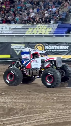 Amazing Monster Truck Show Highlights and Features