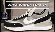 Nike Waffle One SE (Grey/white/black)
