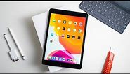 Apple iPad 10.2 (2019) Unboxing & Hands On