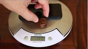 How much does the iPhone 5 Weigh? 10 pennies less than the iPhone 4S.