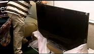Unboxing Of A Samsung 63" PN63C7000 High Def 3D TV