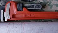 RIDGID 24 in. Aluminum Straight Pipe Wrench for Plumbing, Sturdy Plumbing Pipe Tool with Self Cleaning Threads and Hook Jaws 31105