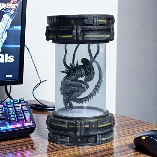 Alien Epoxy Lamp: Space Monster Resin Lamp, Galaxy Terrarium Night Light, Diorama Gaming Decor, Christmas Gifts for Him - Etsy