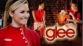 Demi Lovato & Naya Rivera Flirt in "Glee" 5x02 Clip & Demi's Blue Hair