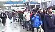 Apple Store Ginza, Tokio - Long Line (30 Nov 2003)