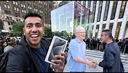 Shopping iPhone 15 Pro Max in New York! Ft. Tim Cook on Launch Day!