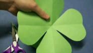 Four Leaf Clover Pattern by OneMinuteCrafts.com