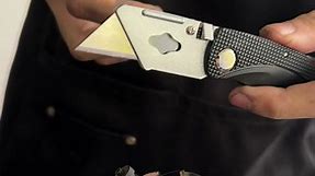 Gordon Ramsay’s knife vs Utility Razor blade#fyp #knife #knifesharpening #ray #knifesharpener #rui #knives #japaneseknives #kitchenknives | Ray The Sharpener
