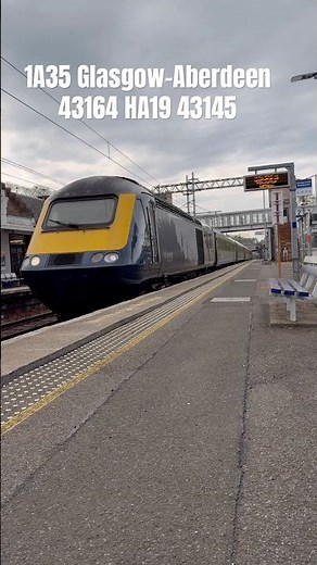 ScotRail HST passes Dunblane. 43164 leads 43145 with 4 car set HA19 #scotrail #train #railway #hst
