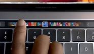 Apple MacBook Pro Touch Bar (full)