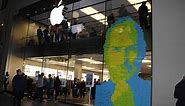 Impressive Steve Jobs Tribute Made Out of 4001 Post-it Notes