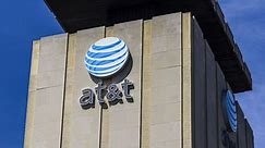 All thumbs? For just $89, AT&T will fix plan holders' cracked cell phone screens