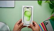 iPhone 15 Unboxing & Initial Impressions - GREEN!