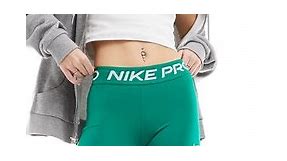 Nike training Nike Pro 365 5 inch shorts in green | ASOS