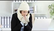 Frieren im Büro: Wer hat Anspruch auf Kältefrei?