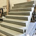 Blinding Concrete in Stairs