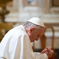 Getty Images Pope Francis Praying