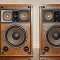 Sansui Vintage Stereo Speakers