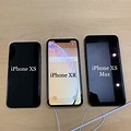 iPhone XR Hand Size