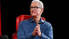 Tim Cook says ‘buy your mom an iPhone’ if you want to end green bubbles