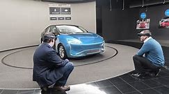 Ford designers test ideas with HoloLens 'mixed reality'