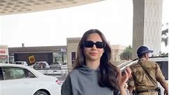 #ZahrahSKhan looks gorgeous in a gray 🤍 hoodie and a gray 🤍 pair of trousers with a black 🖤 pair of sunglasses as she poses for the paps 📸 at the airport ✈️ A true style icon. 👗 #zahrahskhanfans | Take One Filmy