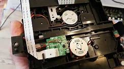 How to fix a dvd/cd player that wont play